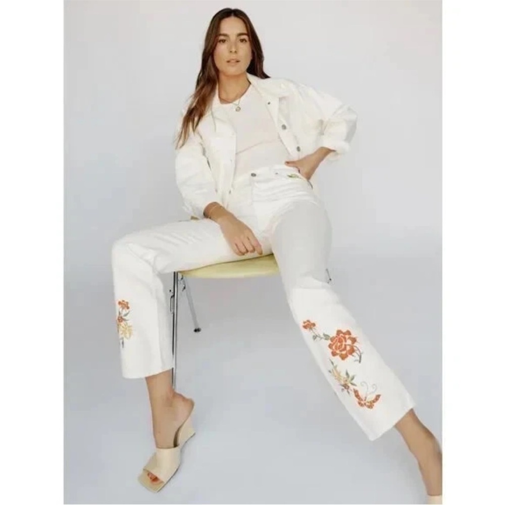Reformation Cynthia High Rise Straight Leg Jeans White Floral Embroidery Size 23